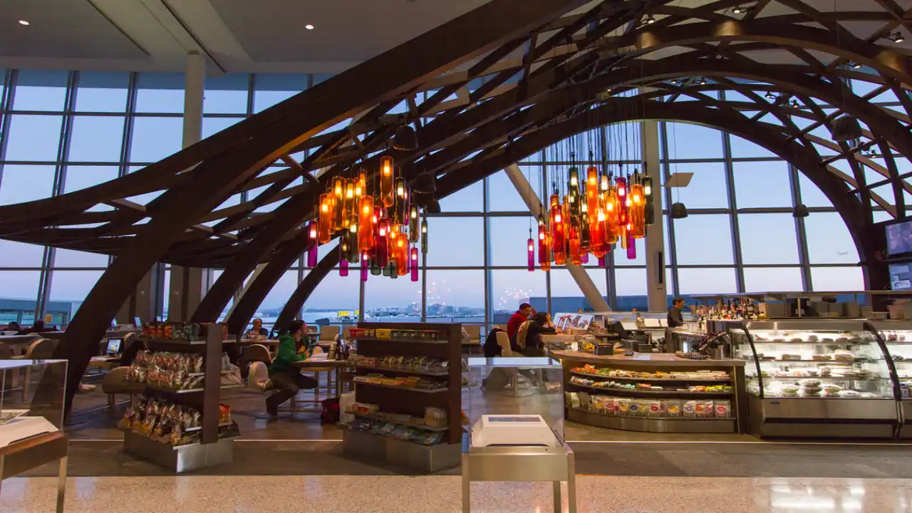 John F. Kennedy International Airport (JFK) Restaurants/Food