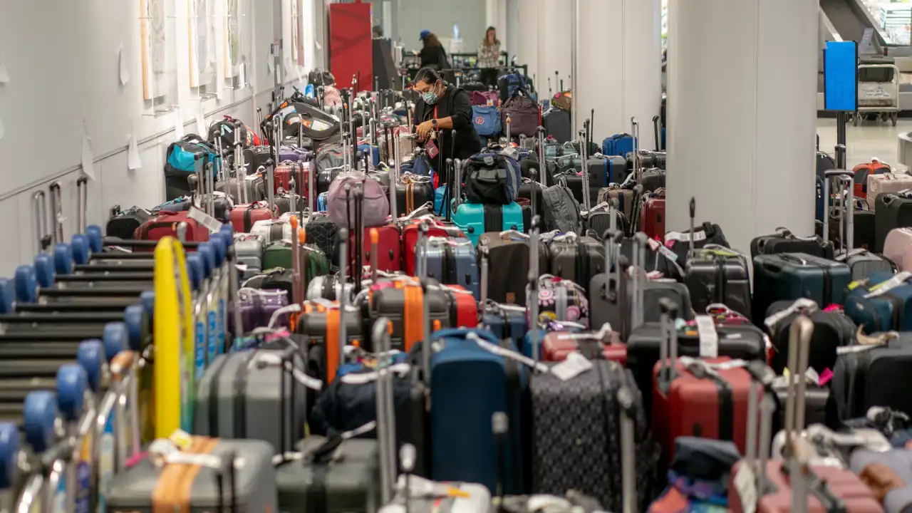 JFK Airport Lost and Found – Lost Property, Baggage, and Luggage Help