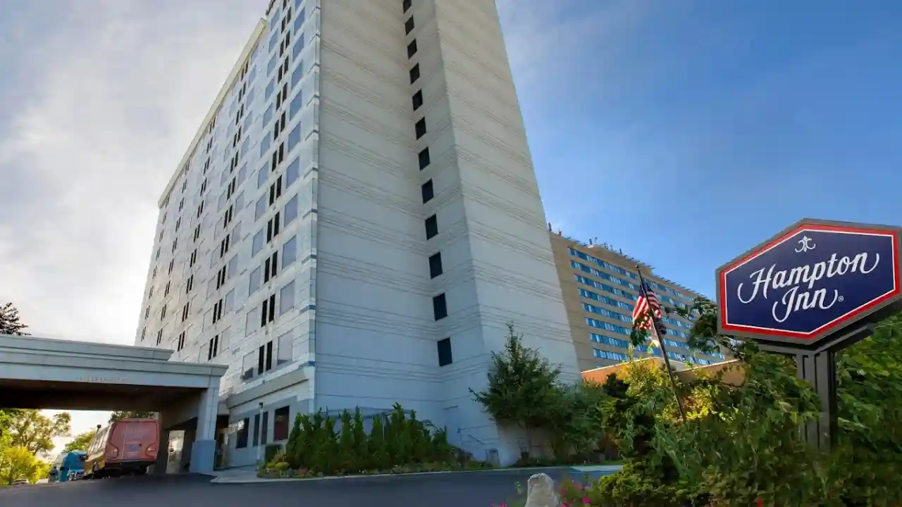 Hotel Hampton Inn JFK Airport – Location, Shuttle, Rooms, Prices & Reviews Guide