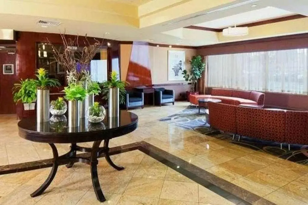 Pergola Hotel Waiting Area